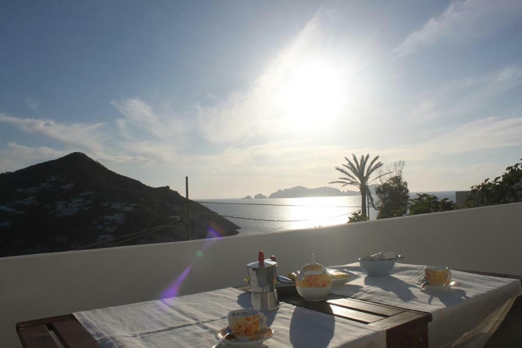 Le Case Dei Pescatori - Residence Il Tramonto Ponza Eksteriør billede